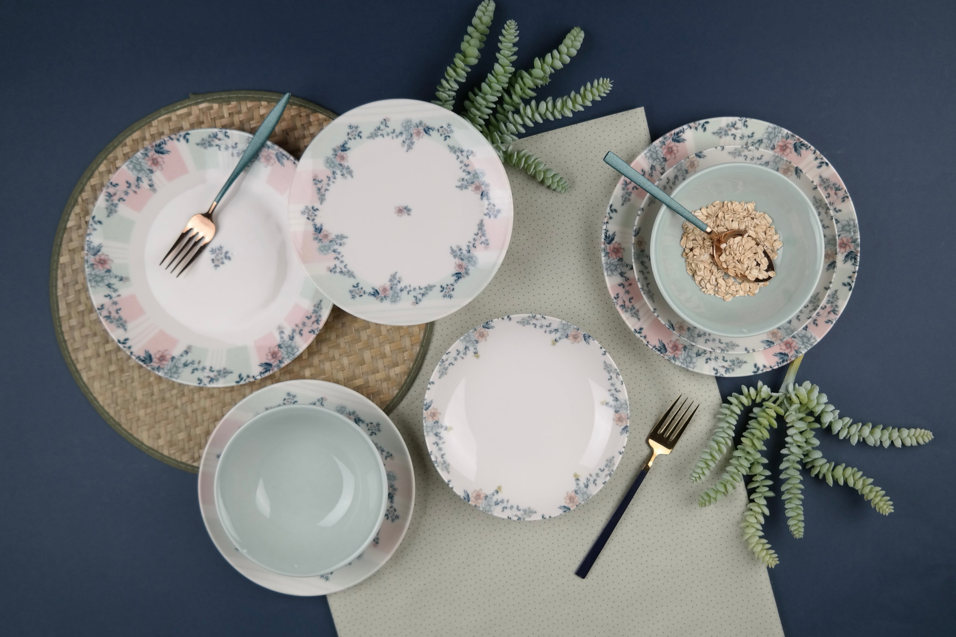 Chic Petal Charm - 31108 - 24 pieces