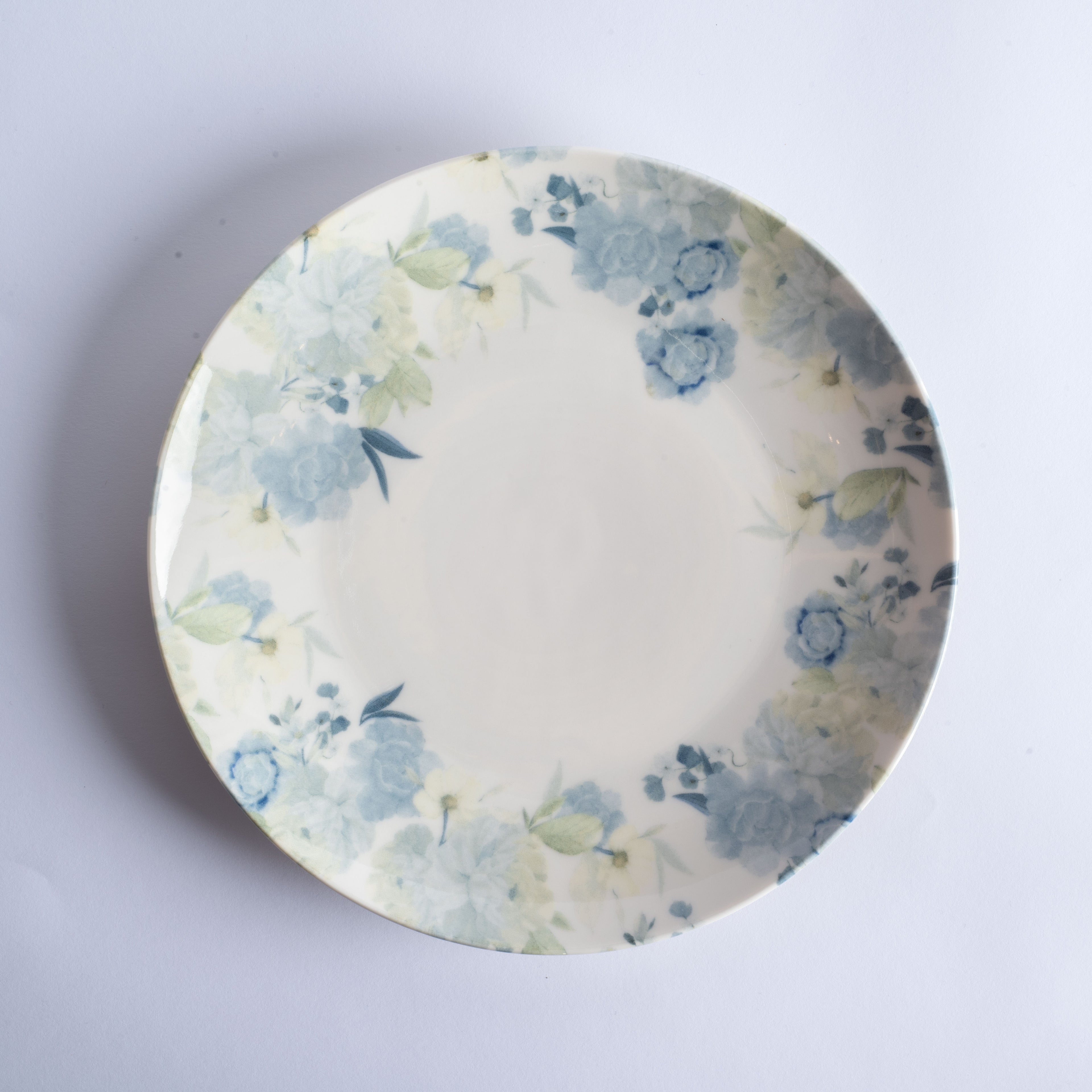 Chic Charming Essence - 31105 - 24 pieces