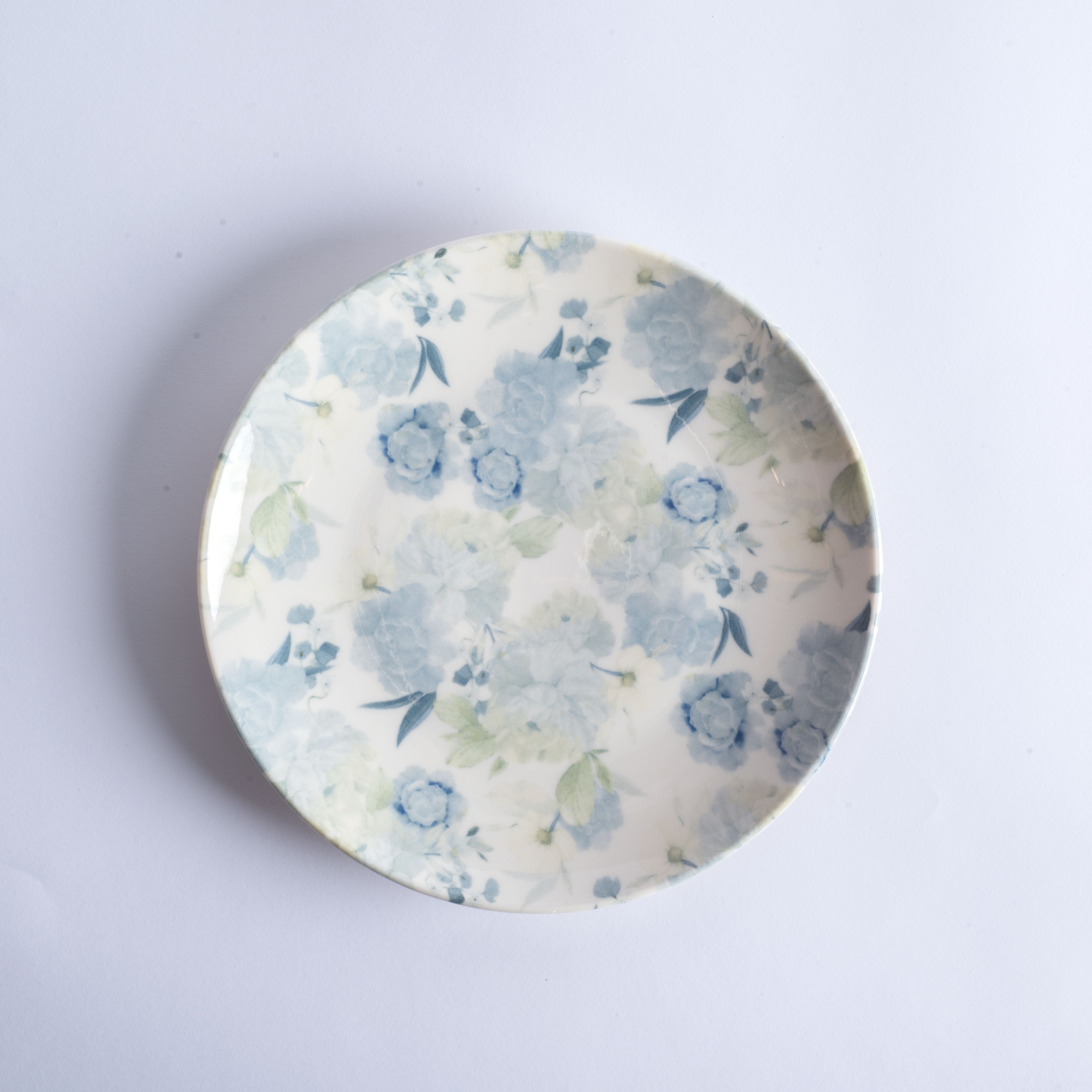 Chic Charming Essence - 31105 - 24 pieces