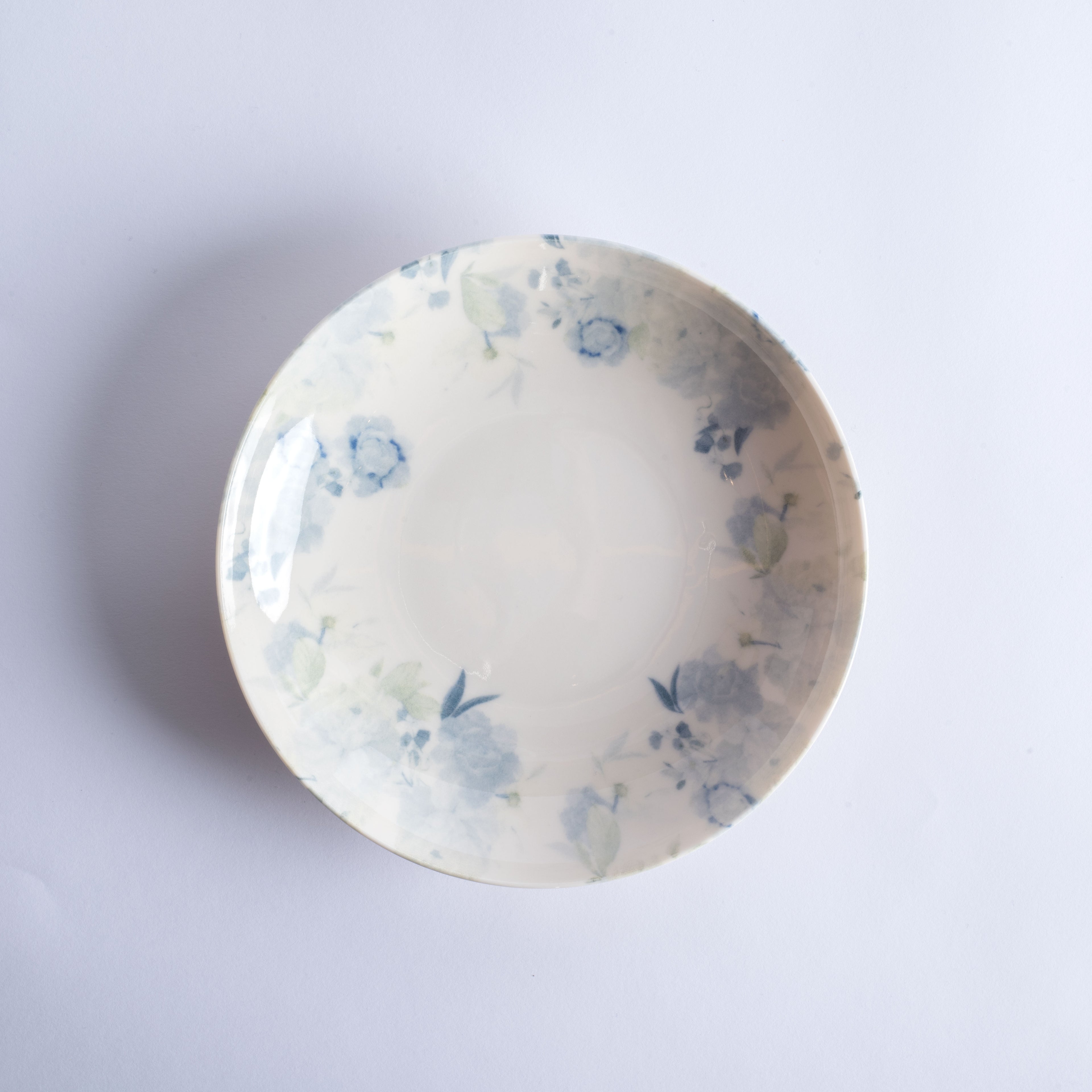 Chic Charming Essence - 31105 - 24 pieces