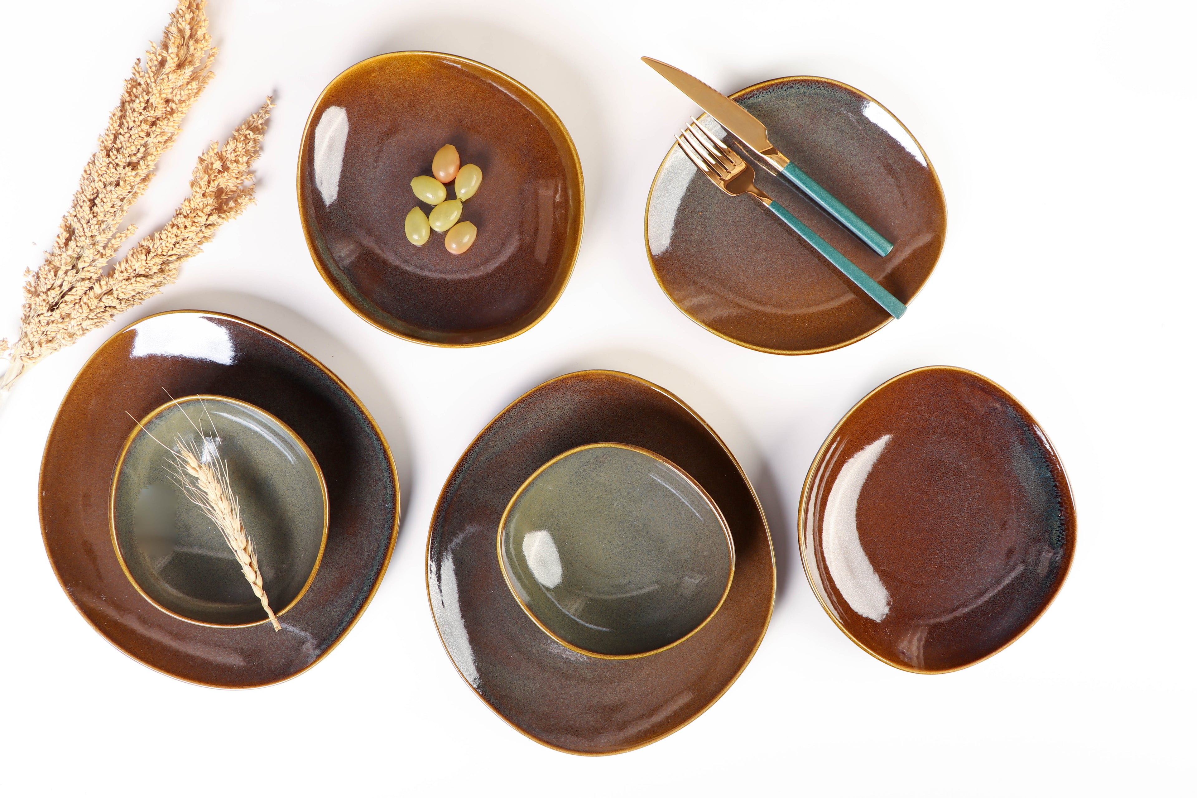 Reactive Glaze Brown Dinner - R40 - 18 pieces