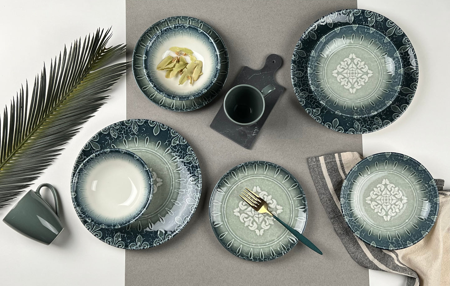 Lona Green Dinner Set (30 Pieces)